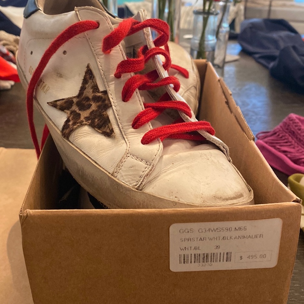 39 Golden goose